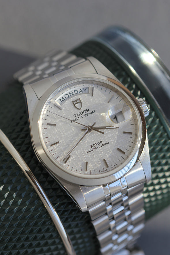 Tudor Prince Date-Day 76200 Linen Dial watch