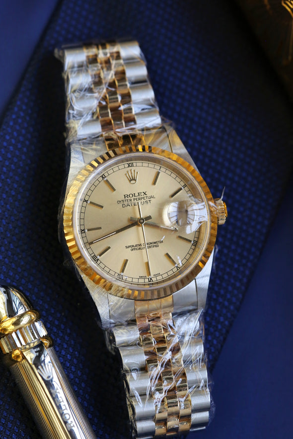 Rolex Oyster Perpetual Datejust Champagne Dial NOS Full-Set