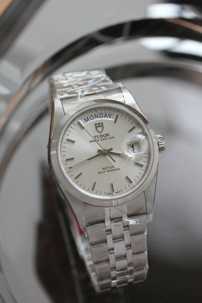 Tudor Prince Date-Day 76200 Silver Sunburst Dial watch New Old Stock