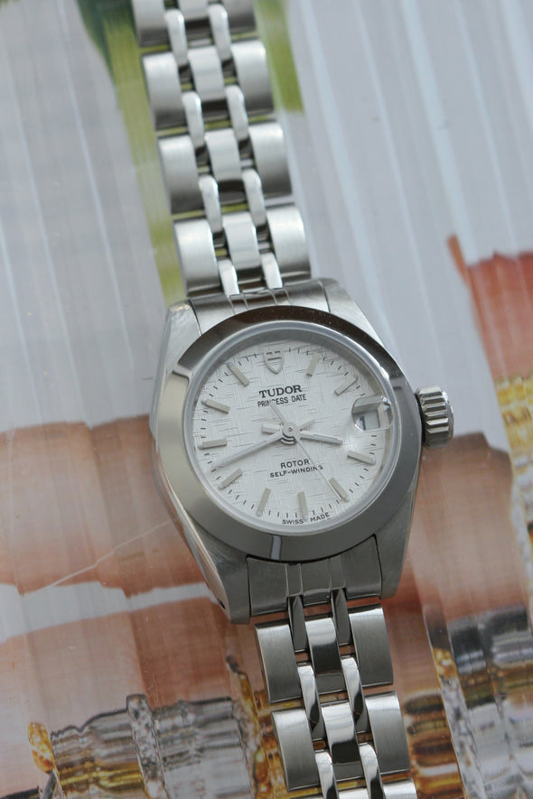 Tudor Princess Silver Linen Dial Ref: 92500 Lady watch Full-Set NOS